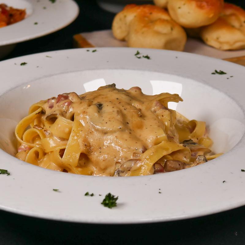 Fettuccine Carbonara